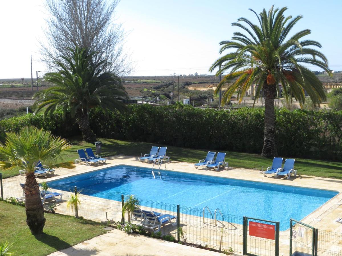 Hotel Ibis Faro Algarve Екстериор снимка